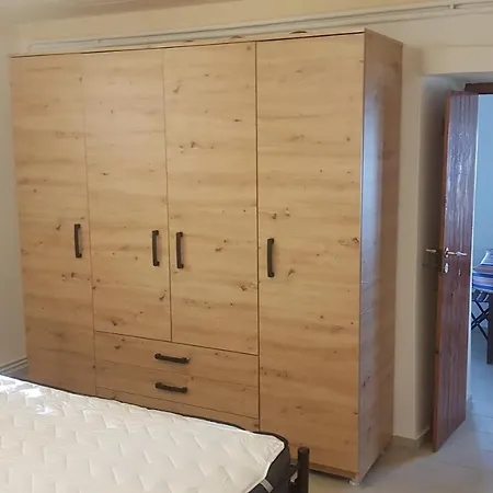 ανεμοδρουλησ Tatil Evi