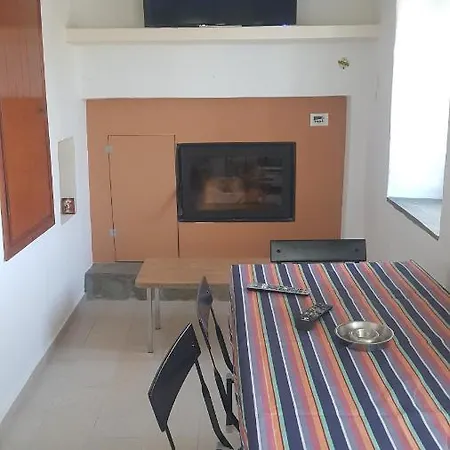 ανεμοδρουλησ Tatil Evi